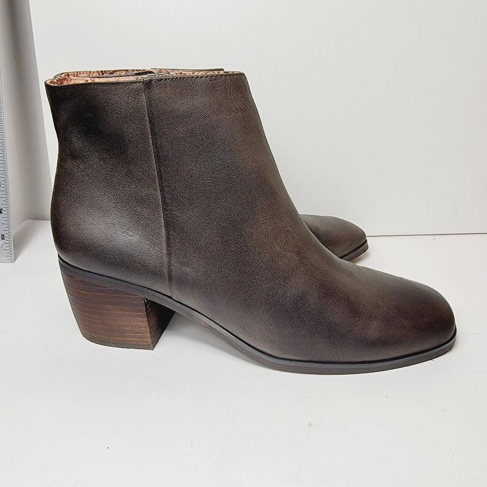 Lucky Brand Malvelia Rustic Grey Leather Ankle Boot Size 10 - Picture 4 of 12